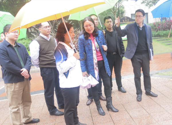 2016年廣東省住房和城鄉建設廳總經濟師洪冰女士參觀綠色基地